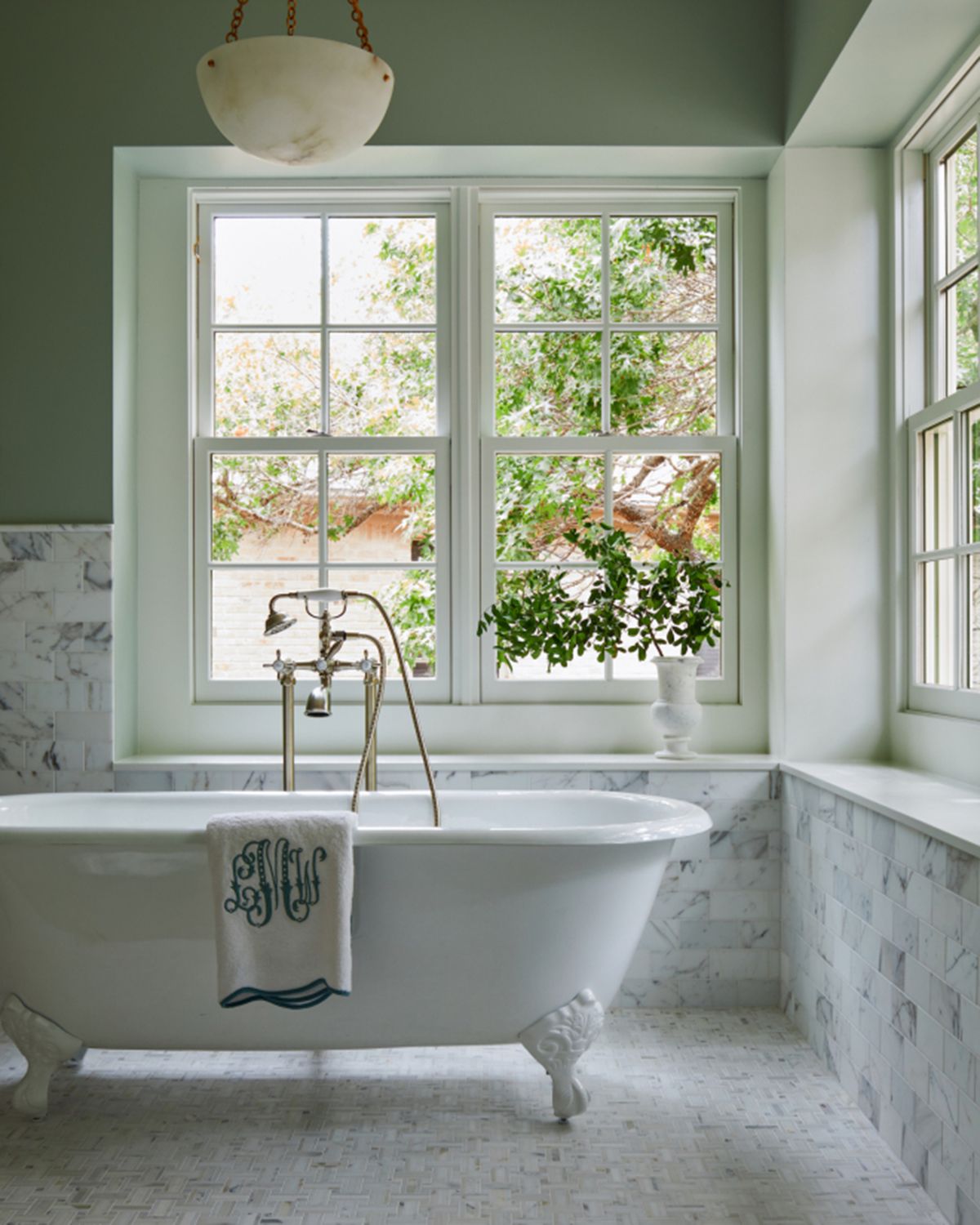 window above bathtub